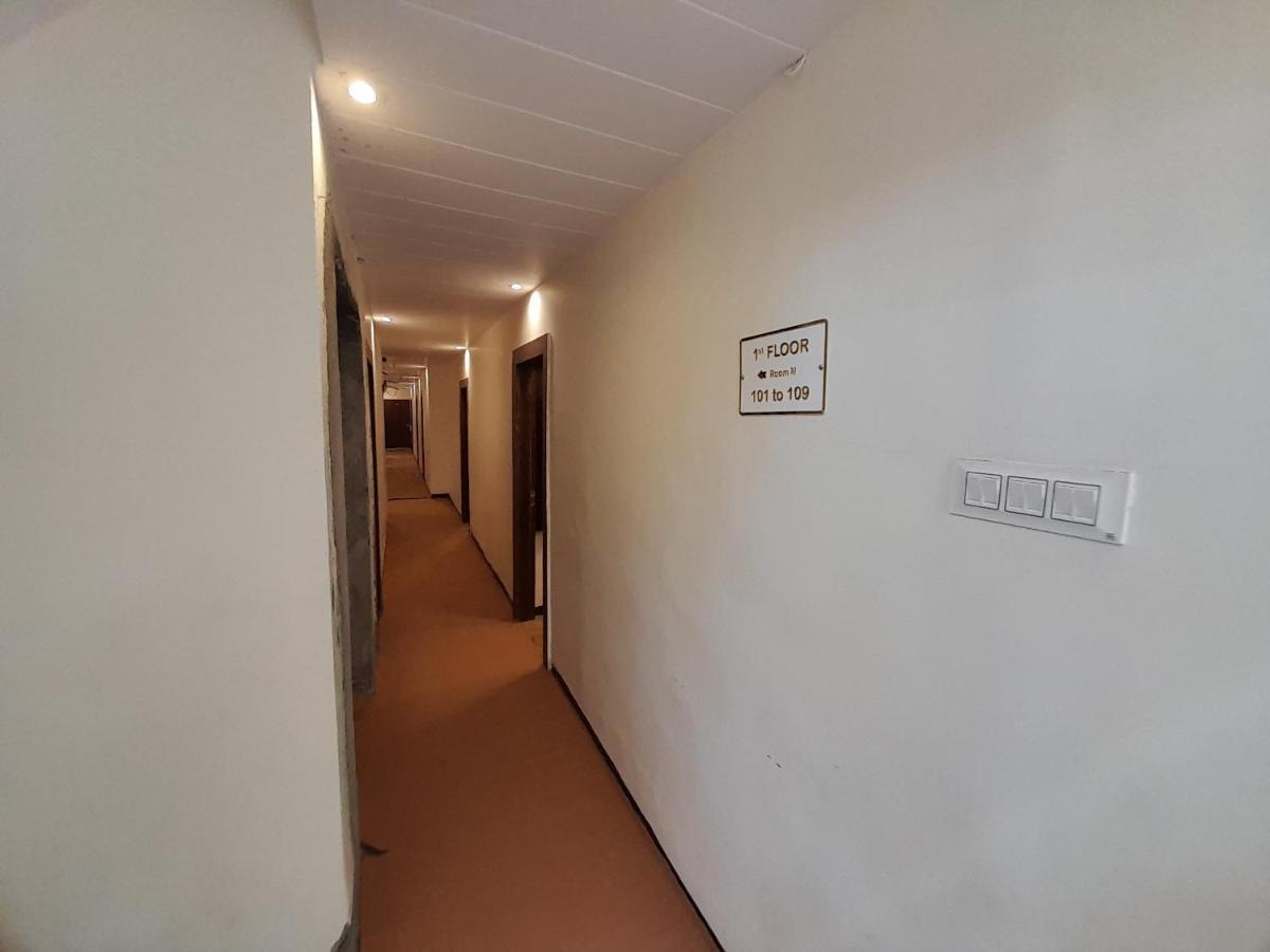 U2 Hotel Wizard Palace Aurangābād Exterior foto